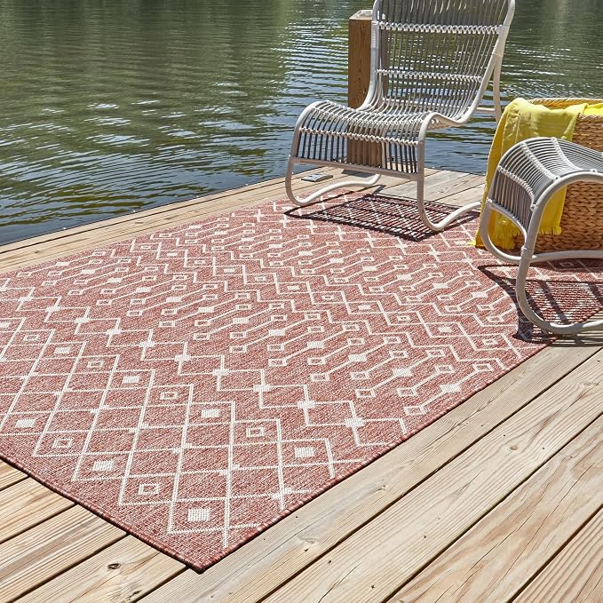 Unique Loom Outdoor Trellis Collection Area Rug - Tribal Trellis (10' x 14' 1" Rectangle, Rust Red/ Ivory)