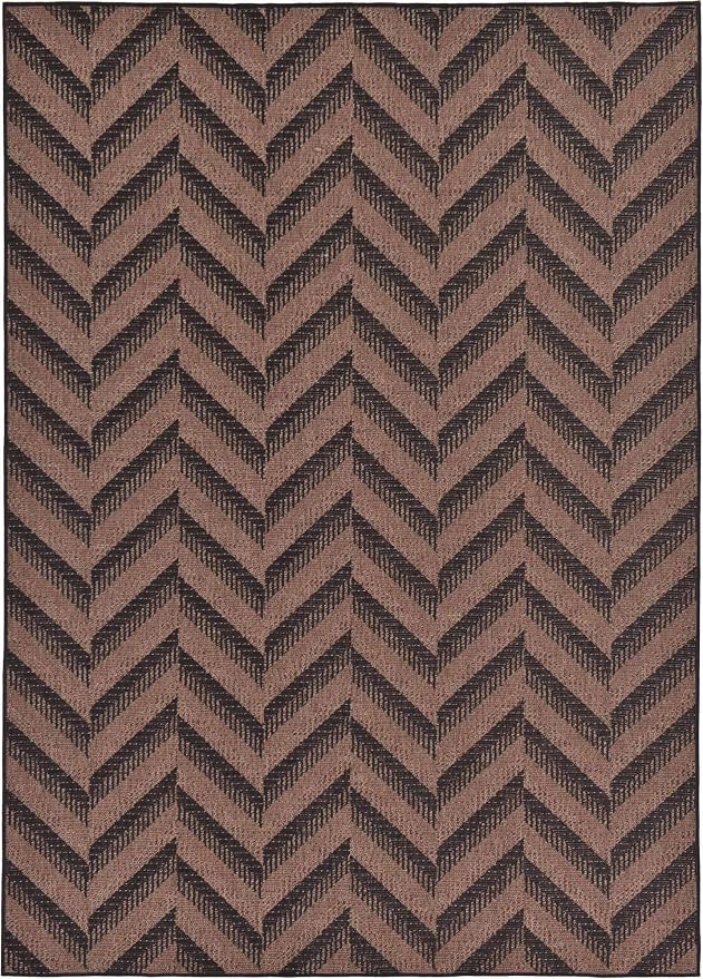 Unique Loom Outdoor Modern Collection Area Rug - Chevron (7' 1" x 10' Rectangle, Brown/ Black)