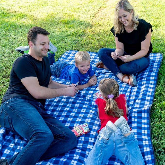 BRAWNTIDE Large Waterproof Outdoor Blanket, Extra Thick Fleece, Warm, Windproof & Sandproof, Quilted Stadium Blanket for Sports Events, Beach, Camping, Picnics, Dogs & Car, 82" x 55