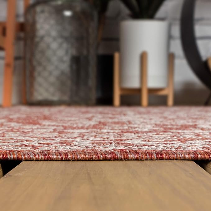 JONATHAN Y Medallion Weave Indoor Outdoor Area Rug 3X5 Red/Taupe, Sinjuri Textured for Backyard, Patio, Porch, Easy-Cleaning, High Traffic, Pet-Friendly, Non-Shedding (SMB101A-3)