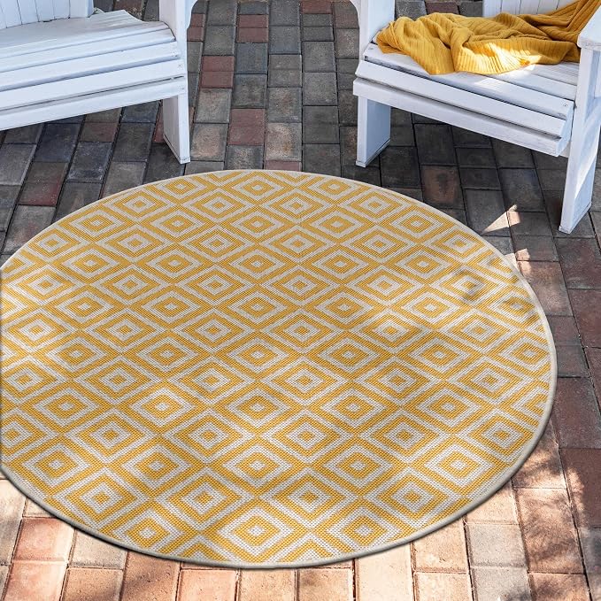 Unique Loom Jill Zarin Outdoor Collection Area Rug - Costa Rica (10' 8'' Round, Yellow Ivory/ Ivory)