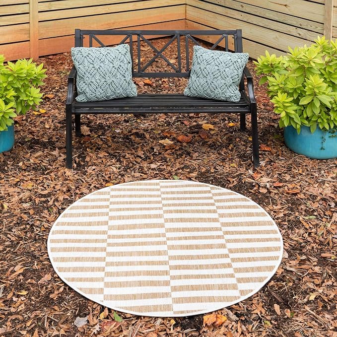 Unique Loom Outdoor Striped Collection Area Rug - Striped (4' 1" Round, Taupe/Ivory)