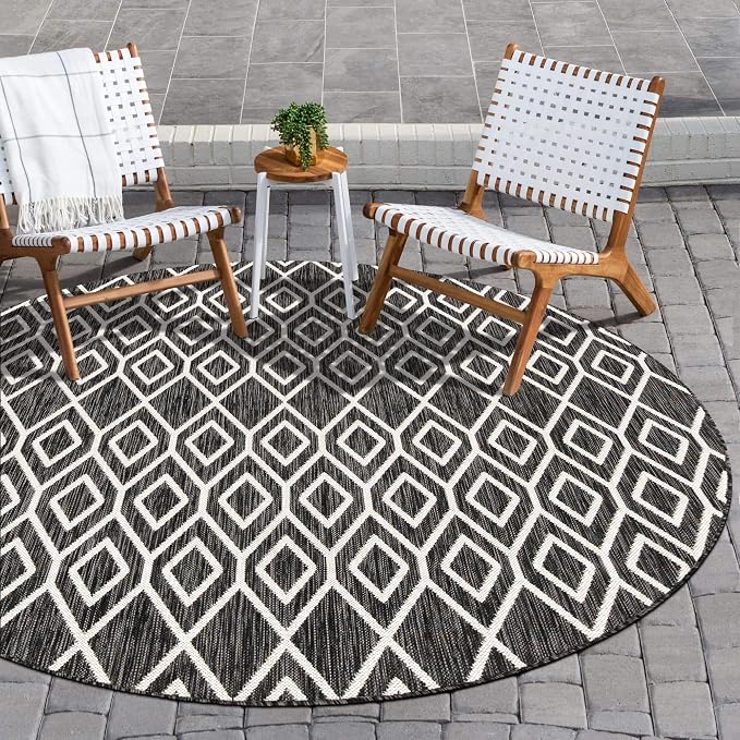Jill Zarin Outdoor Collection Area Rug - Turks and Caicos (6' 7" Round Charcoal Gray/Ivory)