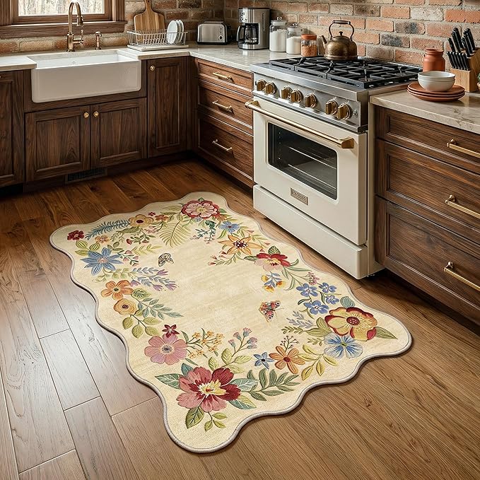 FMFUNCTEX 2x3 Washable Beige Floral Vintage Flower Scalloped Entryway Rug | Colorful Door Mat Traditional Non Slip Low Pile Boho Pattern Indoor Soft Small Thin Throw Rugs Entry Entrance Kitchen Laundry