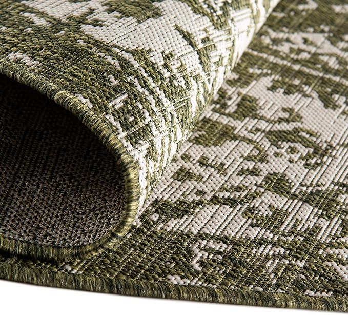 Unique Loom Jill Zarin Outdoor Collection Area Rug - Dubai (7' 10" x 10' Oval, Green/ Ivory)