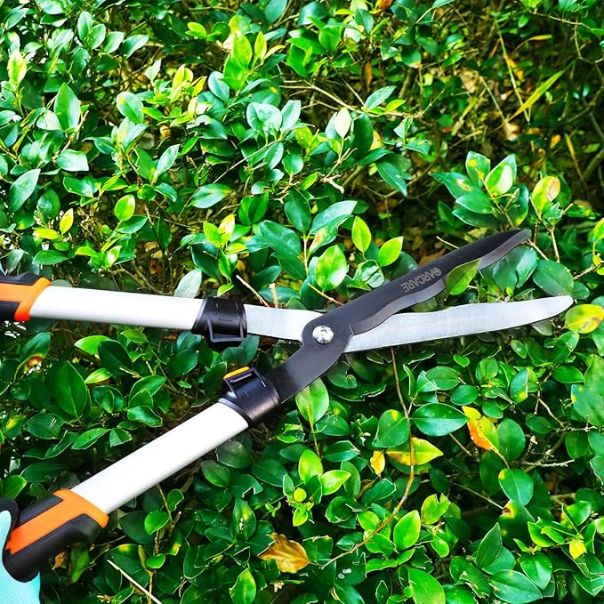 GARCARE 4-in-1 Garden Pruning Set Heavy Duty Garden Clippers | Bypass Lopper, Hedge Shears, Garden Scissors & Folding Saw, Heavy Duty Steel Blades, Ideal for Branches, Shrubs & Hedges