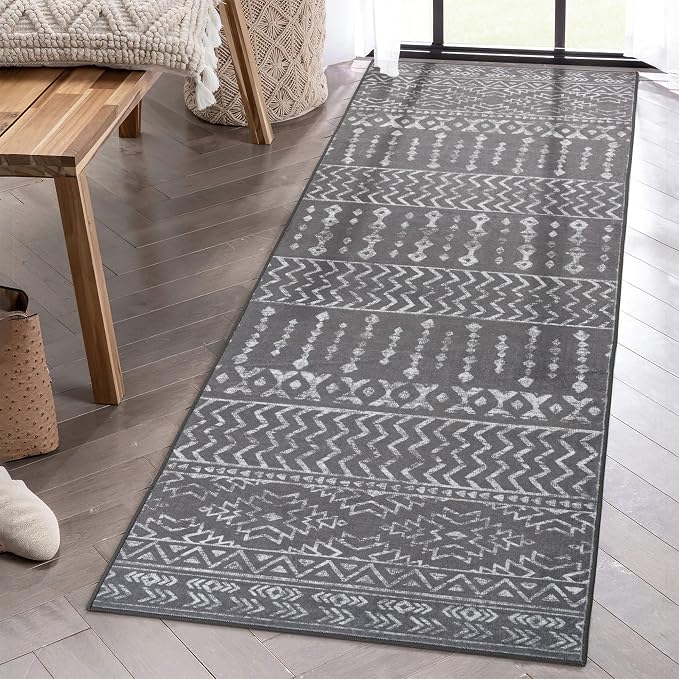 Art&Tuft 2'6"x8 Runner Rug Non Slip, Washable Rug Runners for Hallways,Grey | Low Pile, Moroccan Soft & Lighweight, Folable, Stain Resistant 2.5x8ft Carpet Runner for Entryway,Kitchen,Living Room,Bedroom