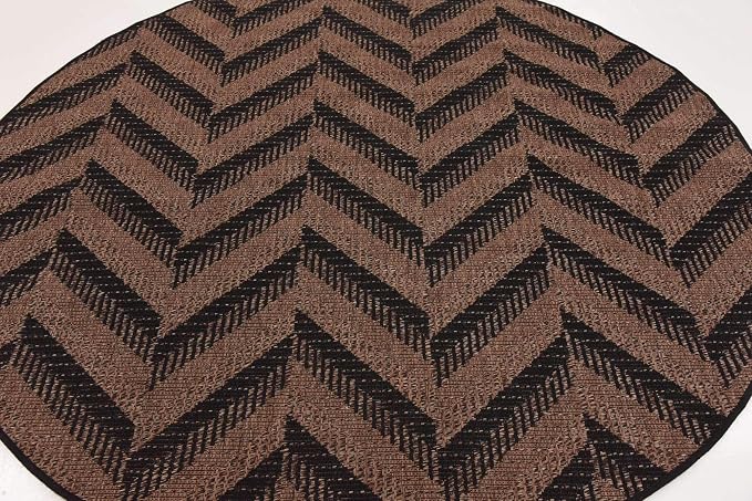 Unique Loom Outdoor Modern Collection Area Rug - Chevron (6' 1" Round, Brown/ Black)