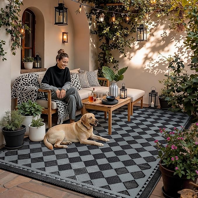 HUGEAR Outdoor Waterproof Rug 5'x8' Plastic Straw Rugs Washable Reversible Floor Mat Black/Grey Plaid Carpet for Camping RV Deck Entryance Porch Picnic Balcony Beach Backyard