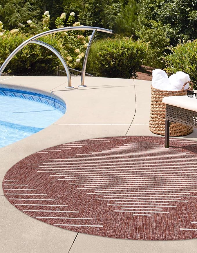 Unique Loom Outdoor Modern Collection Area Rug - Tambor (7' 10" Round, Rust Red/ Ivory)