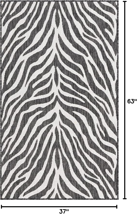 Unique Loom Outdoor Safari Collection Area Rug - Tsavo (3' 1" x 5' 3" Rectangle, White/ Black)