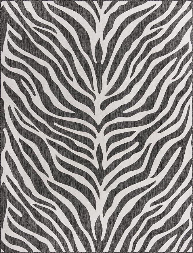 Unique Loom Outdoor Safari Collection Area Rug - Tsavo (9' x 12' Rectangle, White/ Black)