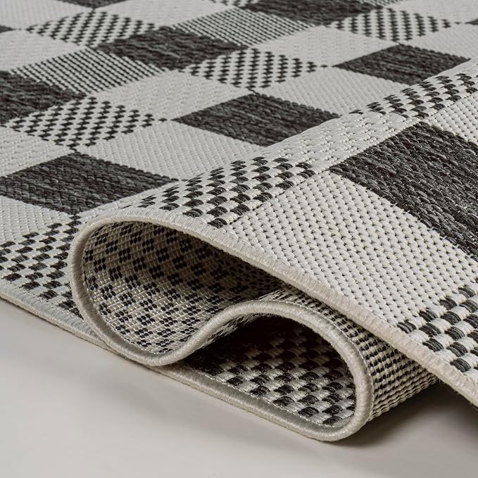 JONATHAN Y Geometric Bold Gingham Indoor Outdoor Area Rug 8X10 Black/Cream, Darcy Traditional for Backyard, Patio, Porch, Easy-Cleaning, High Traffic, Pet-Friendly, Non-Shedding (TSN201A-8)