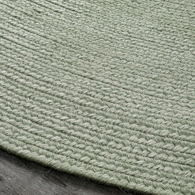 Superior Indoor Outdoor Area Rug, Handwoven Reversible Braided Home Decor for Kitchen, Entryway, Patio, Front Porch, Deck, Modern, Boho, Farmhouse Style, 5' x 8', Fog Green