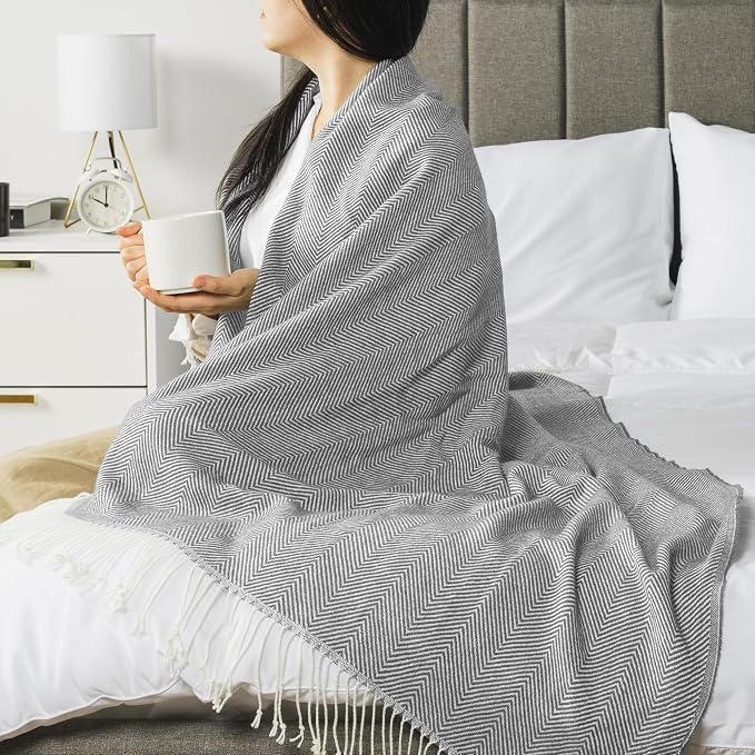 PAVILIA Light Gray Herringbone Throw Blanket for Couch Bed, Decorative Outdoor Throw Blanket, Faux Cashmere Blanket Throw, Lightweight Accent Sofa Blanket Throw, 50x60