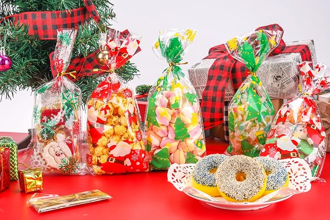 150PACK Christmas Cellophane Bags Treat Cookie Gift Bags with Twist Ties for Christmas Party Favors(150PACK, 5x10inch)