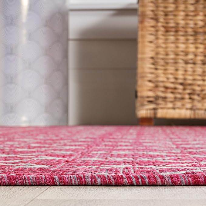 JONATHAN Y Moroccan Geometric Indoor Outdoor Round Area Rug 5 Ft Fuchsia/Light Gray, Ourika Textured Weave for Backyard, Patio, Porch, Easy-Cleaning, Pet-Friendly, Non-Shedding (SMB108Q-5R)