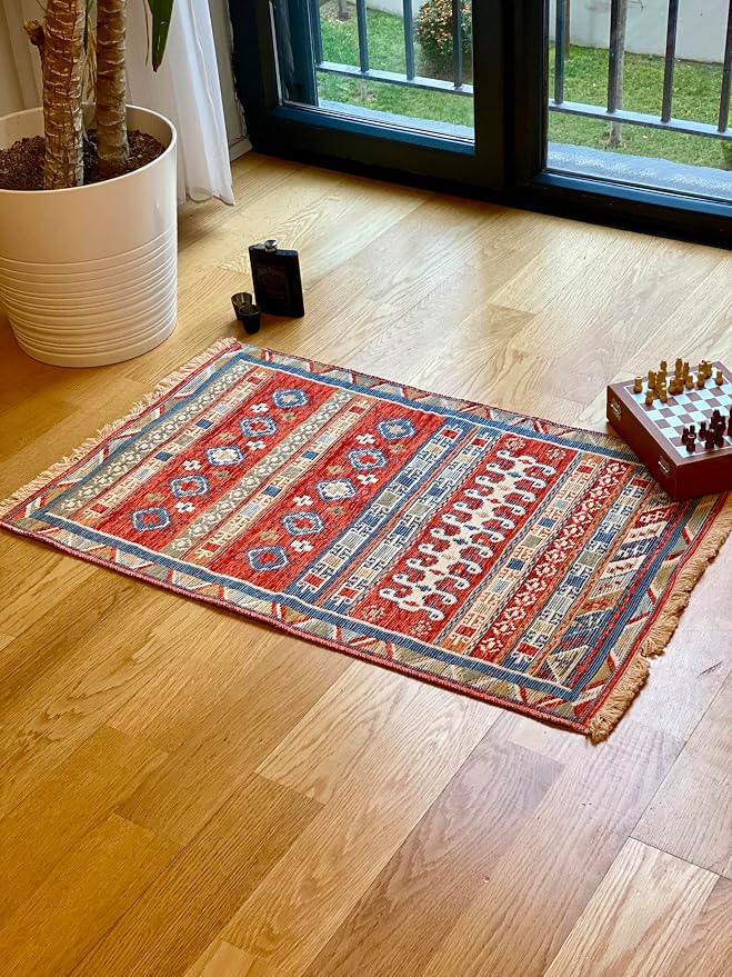 Secret Sea Collection: Modern Kilim Series Small Area Rug, Washable, Reversible, Cotton (2 x 3 feet, Worm Motif)
