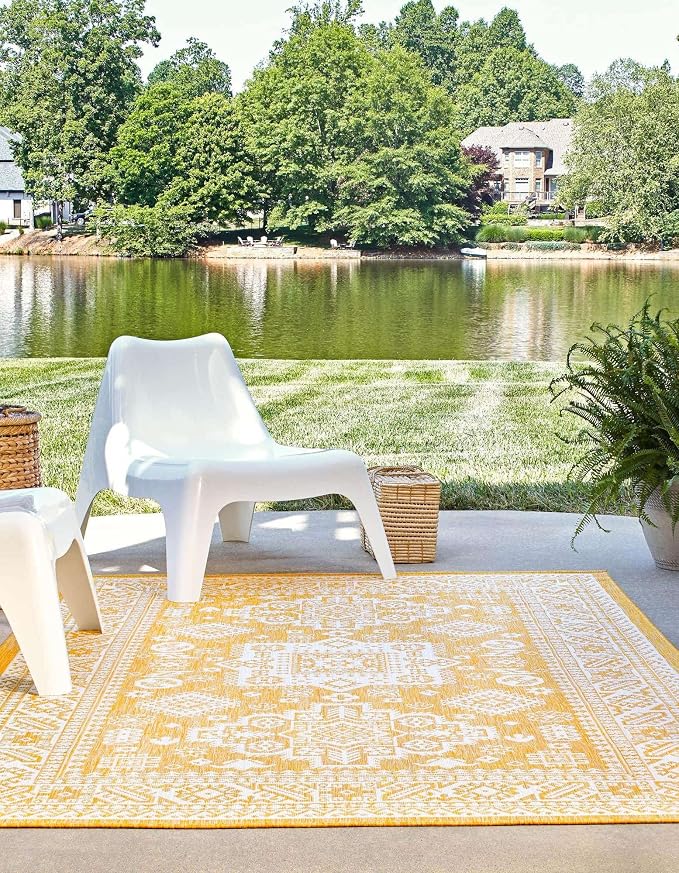 Unique Loom Outdoor Aztec Collection Area Rug - Chalca (10' x 13' 1" Rectangle, Yellow/ Ivory)
