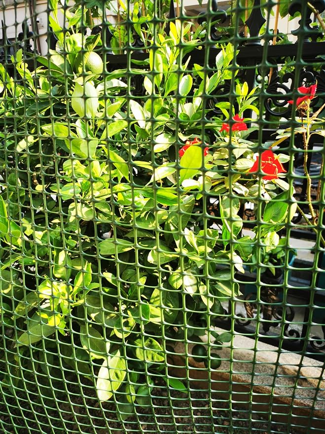 PotatoLife Plastic Hardware Mesh Netting, Garden Netting, Temporary Fence, Tree Guards, Safety Net for Balcony, Deck, Stair Railing, Animal Barrier, Poultry, Deer, with 50 Zip Ties, 40'' x 25', Green