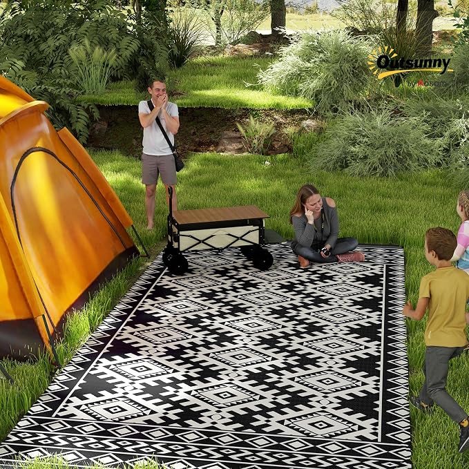 Outsunny Outdoor Rug for Patio, 9' x 18' Waterproof Large Mat, Reversible Plastic Straw Rug for Decor, Portable Outside RV Camping Area Carpet Mat for Backyard Porch Deck Picnic, Black & White Rhombus