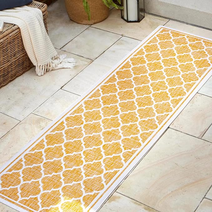 JONATHAN Y Moroccan Trellis Indoor Outdoor Runner Rug 2X8 Yellow/Cream, Trebol Textured Weave for Backyard, Patio, Porch, Easy-Cleaning, High Traffic, Pet-Friendly, Non-Shedding (SMB109F-28)