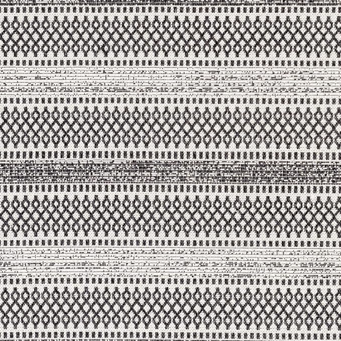 Livabliss Tumnus Bohemian Tribal Area Rug,5' x 7'3",Black