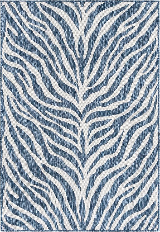 Unique Loom Outdoor Safari Collection Area Rug - Tsavo (4' 1" x 6' 1" Rectangle, Blue/ Ivory)