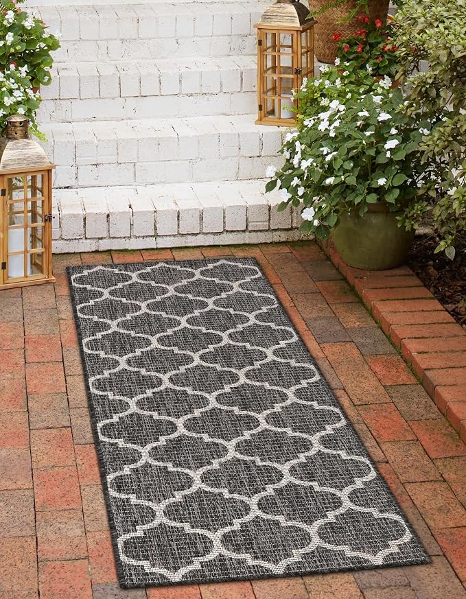 Unique Loom Outdoor Trellis Collection Area Rug (2' x 3' 1" Runner, Black/ Ivory)