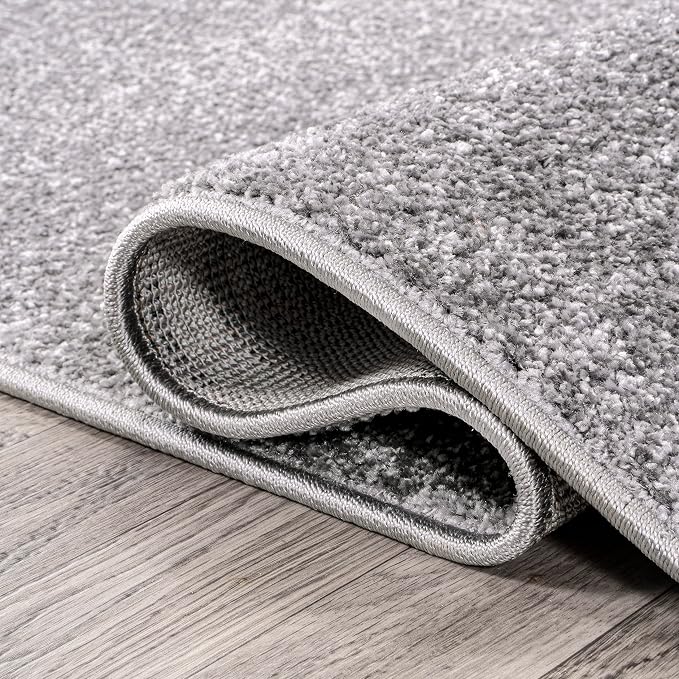 JONATHAN Y Haze Solid Low-Pile Gray 3x5 Oval Indoor Area Rug, Coastal,Bohemian,Minimalist,Classic, Easy-Cleaning for Living Room,Bedroom,Kitchen,Pet Friendly,Non-Shedding (SEU100A-3OV)