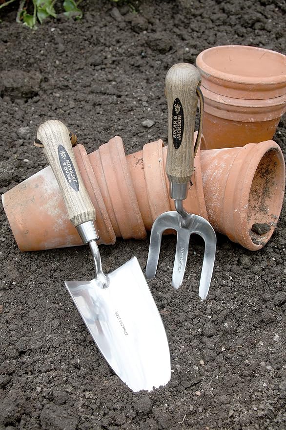 Spear & Jackson 5030TR Traditional Stainless 5 ½" Hand Trowel