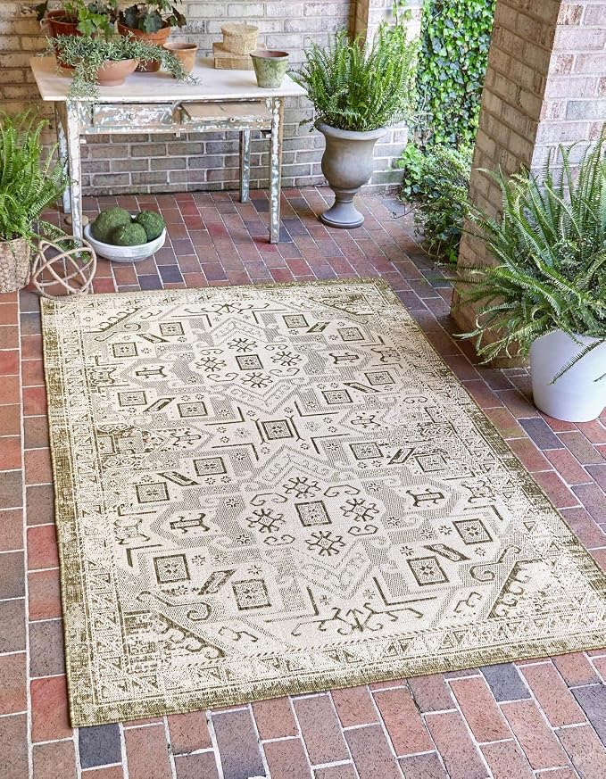 Unique Loom Outdoor Aztec Collection Area Rug - Coba (9' x 12' 2" Rectangle, Green/ Ivory)