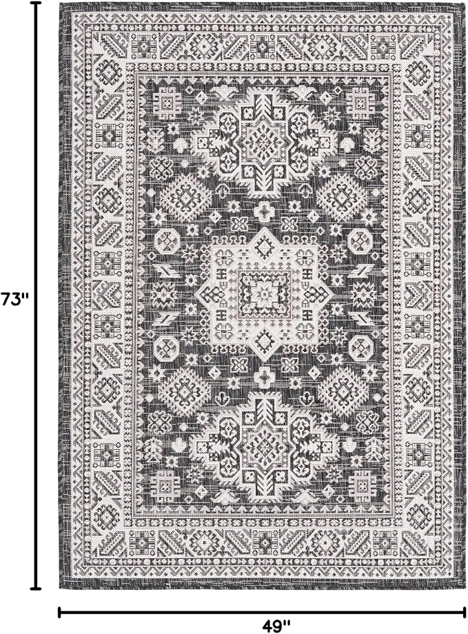 Unique Loom Outdoor Aztec Collection Area Rug - Chalca (4' 1" x 6' 1" Rectangle, Charcoal Gray/ Ivory)