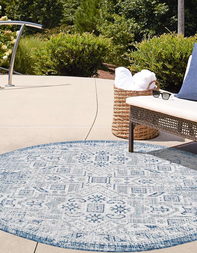 Unique Loom Outdoor Aztec Collection Area Rug - Coba (4' 1" Round, Blue/ Ivory)