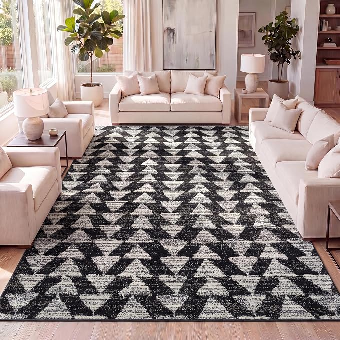 JONATHAN Y Aisha Moroccan Triangle Geometric Black/Cream Indoor Area Rug, 4x6, Contemporary, Modern, Easy-Cleaning for Living Room, Bedroom, Kitchen, Pet Friendly, Non-Shedding (MOH206C-4)