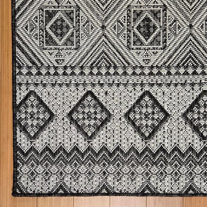 Gertmenian Indoor Outdoor Bohemian Area Rug - 5x7 Standard, Fade Resistant, Ideal for High Traffic in Living Room, Bedroom, Patio - Moroccan, Black, 27105
