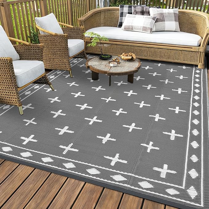 Outdoor Patio Rug 9x18 Waterproof Outside Area Rugs Modern Reversible Plastic Straw Carpet for RV Deck Camping Entryance Porch Picnic Balcony Beach，Grey/White