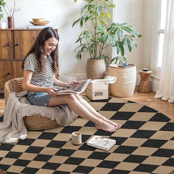 PureCozy Checkered Round Rugs 6ft, Outdoor Patio Easy Jute Rug Indoor Outdoor Circle Carpet, Farmhouse Nature Non Shedding Non Slip Washable Black Carpet for Living Room Entry Deck
