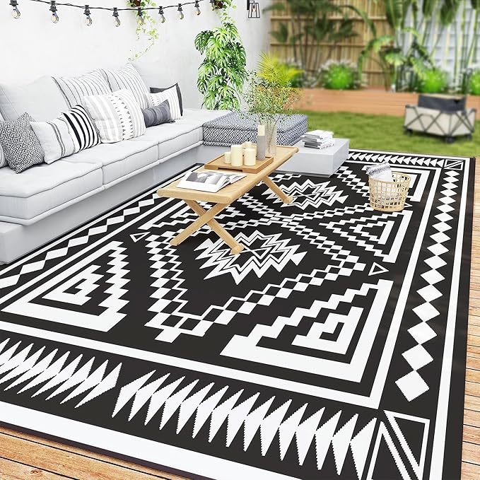 Outsunny Outdoor Rug for Patio, 9' x 18' Waterproof Large Mat, Reversible Plastic Straw Rug for Decor, Portable Outside RV Camping Area Carpet Mat for Backyard Porch Deck Picnic, Black & Gray Square