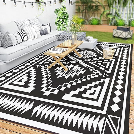 Outsunny Outdoor Rug for Patio, 9' x 18' Waterproof Large Mat, Reversible Plastic Straw Rug for Decor, Portable Outside RV Camping Area Carpet Mat for Backyard Porch Deck Picnic, Black & Gray Square