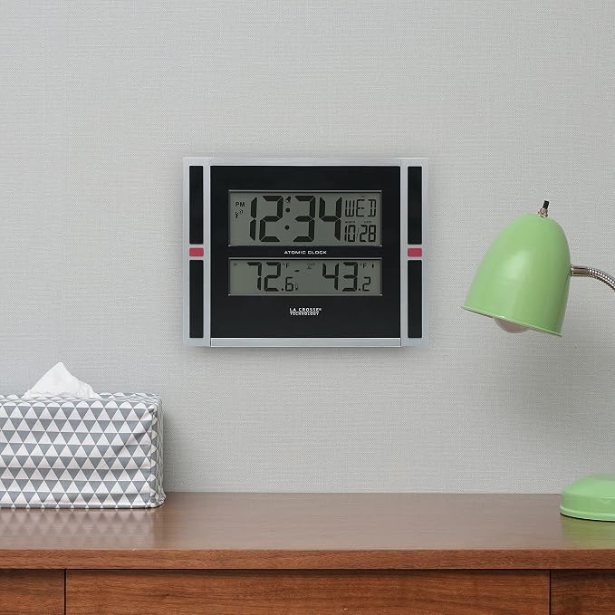 La Crosse Technology Indoor/Outdoor Thermometer & Atomic Clock (513-149)