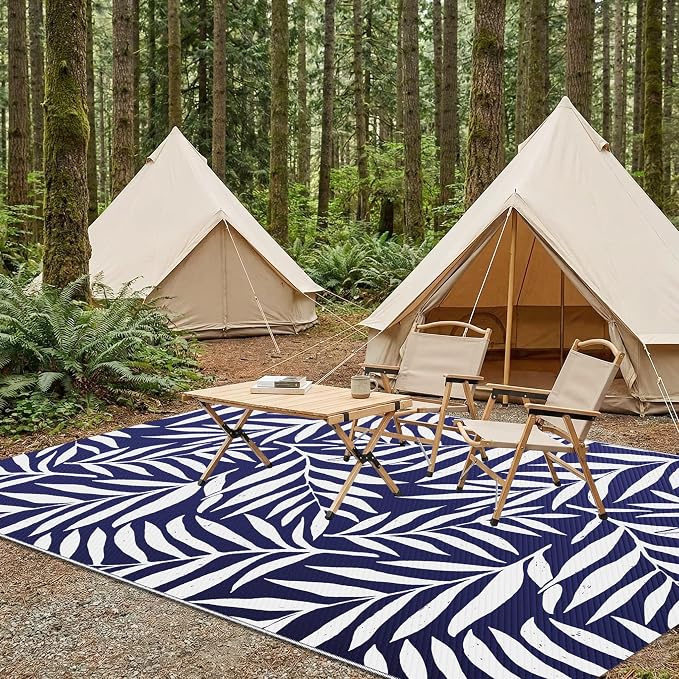Smiry Outdoor Rug 5x8 ft, Waterproof Reversible Plastic Straw Rugs, Outdoor Area Rug with Leaf Pattern, Outside Floor Mat for Patio, Backyard, Deck, Picnic, Beach, Camping, Navy & White