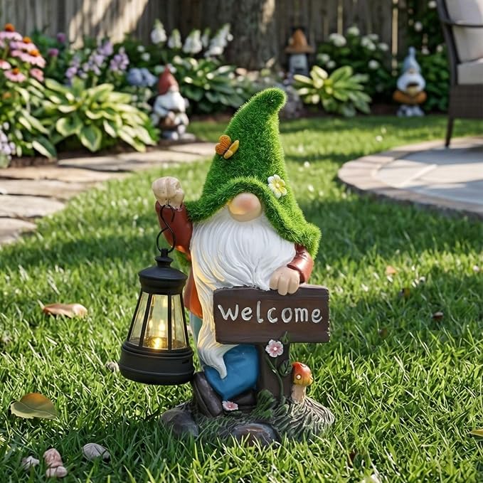 TERESA'S COLLECTIONS Garden Decor Outdoor, Garden Gnomes Holding Lantern, Gnomes Decor, Waterpoof Resin with Solar Lights, Garden Decor, Garden Gifts for Mom,Indoor/Outdoor,8.3"