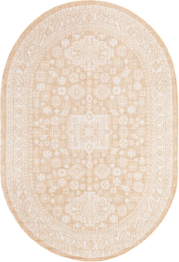 Unique Loom Outdoor Aztec Collection Area Rug - Chalca (5' 3" x 7' 10" Oval, Natural/ Ivory)