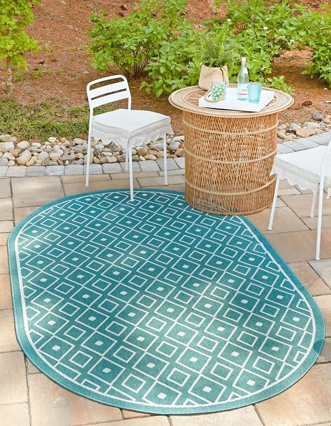 Unique Loom Outdoor Trellis Collection Area Rug - Kafes (7' 10" x 10' Oval, Teal/ Ivory)
