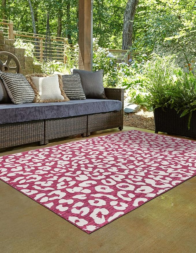 Unique Loom Outdoor Safari Collection Area Rug - Leopard (10' x 14' 1" Rectangle, Magenta/ Ivory)
