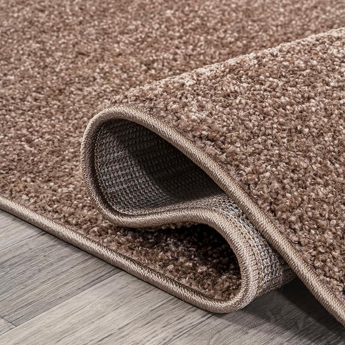 JONATHAN Y Haze Solid Low-Pile Brown Indoor Area Rug 9x12, Coastal,Bohemian,Minimalist,Classic, Easy-Cleaning for Living Room,Bedroom,Kitchen,Pet Friendly,Non-Shedding (SEU100J-9)