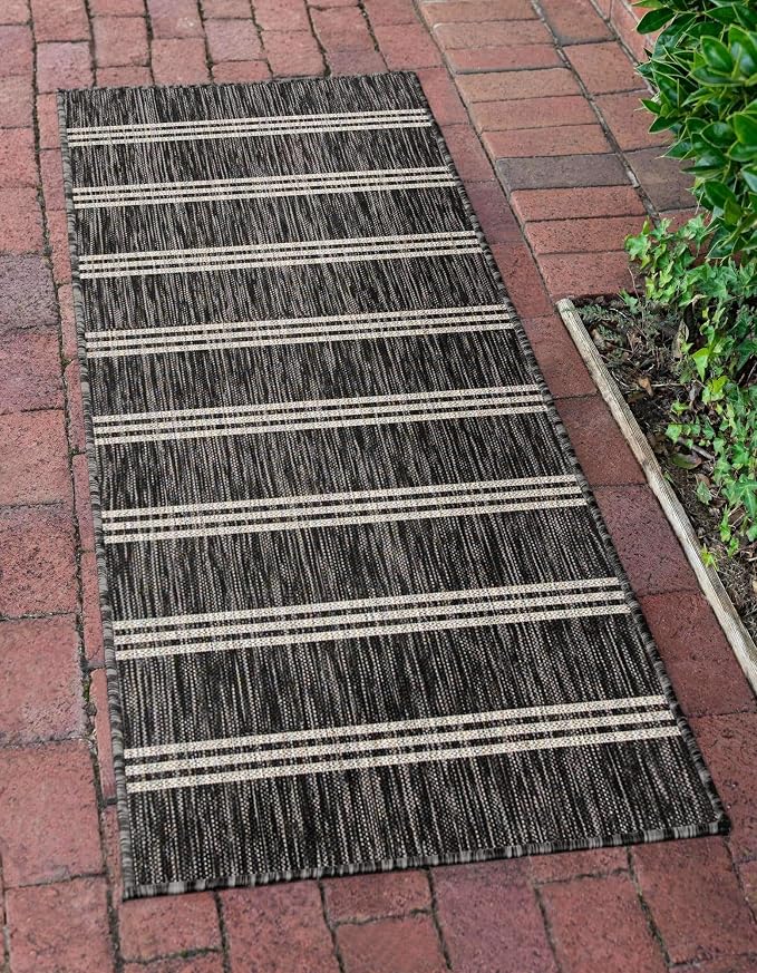 Unique Loom Outdoor Collection Area Rug - Anguilla (2' x 6' 1" Runner, Charcoal/ Ivory)