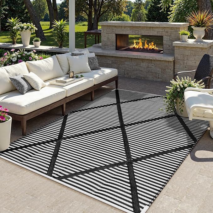 Lahome Waterproof Outdoor Rug 6x9, Reversible Plastic Straw Outdoor Patio Rugs for Camping, Rv Mats for Outside Porch Decor Backyard Camper Picnic, Black 6'x9'
