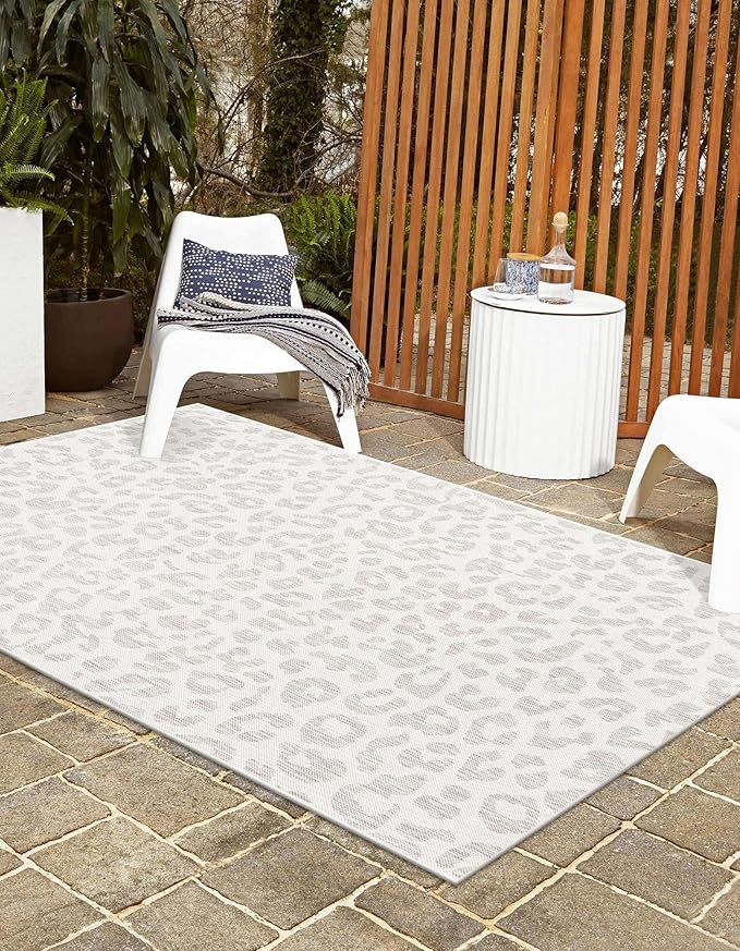 Unique Loom Outdoor Safari Collection Area Rug - Leopard (9' x 12' 2" Rectangle, Ivory Gray)